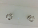 Pearl Earring