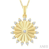 1/5 Ctw Round Cut Diamond Pirouette Circle Fluted Fashion Pendant With Chain in 10K Yellow Gold