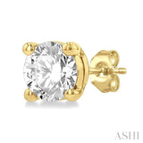 1/2 Ctw Round Cut Diamond Stud Earrings in 14K Yellow Gold
