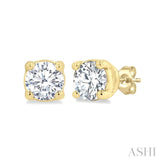 1/4 Ctw Round Cut Diamond Stud Earrings in 14K Yellow Gold