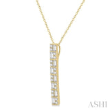 1/2 Ctw Basket Weave Baguette and Round Cut Diamond Pendant With Chain in 14K Yellow Gold