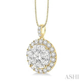 Round Shape Halo Lovebright Essential Diamond Pendant