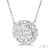 Oval Shape East-West Halo Lovebright Essential Diamond Pendant
