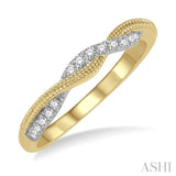 DIAMOND SWIRL FASHION RING