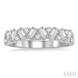 DIAMOND FASHION RING