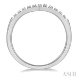 DIAMOND CHEVRON RING
