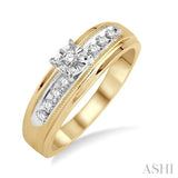 DIAMOND RING