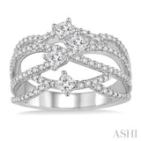 DIAMOND FASHION RING