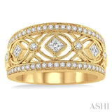 DIAMOND FASHION RING
