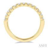 ENDLESS EMBRACE DIAMOND WEDDING BAND