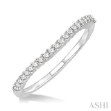 DIAMOND CURVED WEDDING BAND