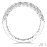 ENDLESS EMBRACE DIAMOND WEDDING BAND
