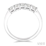 FIVE STONE DIAMOND WEDDING BAND